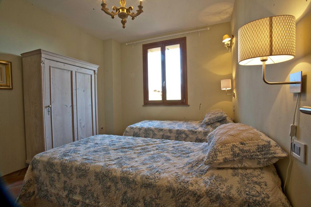 Tuscany Forever Famiglia Apartments Volterra Luaran gambar