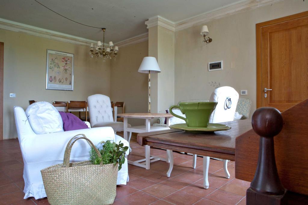 Tuscany Forever Famiglia Apartments Volterra Luaran gambar